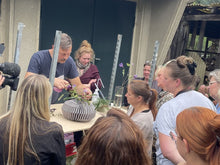 Lade das Bild in den Galerie-Viewer, 09.09.26 FLORISTIK-FACHWORKSHOP FÜR KOLLEGEN MIT WELTMEISTER NICOLAUS PETERS (MITTWOCH)
